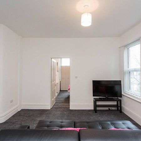 Cherry Property - Berry Apartments Blackpool Zimmer foto